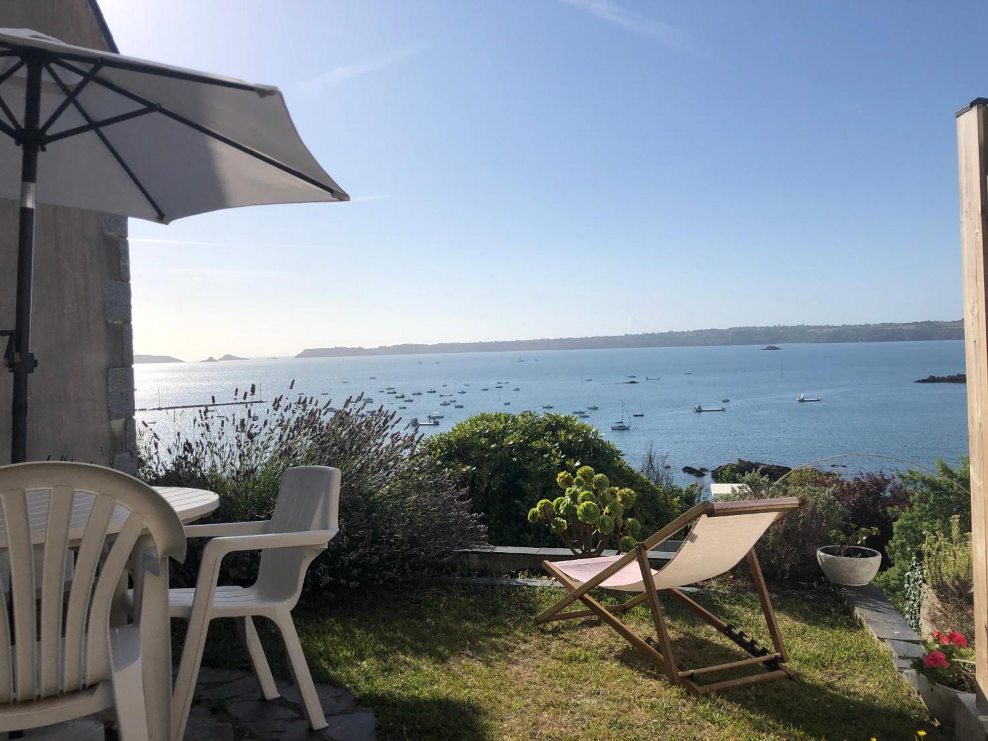 Maisonnette Pour 2 Personnes - Vue Mer - Plage A 100 Metres Ploubazlanec Exterior foto